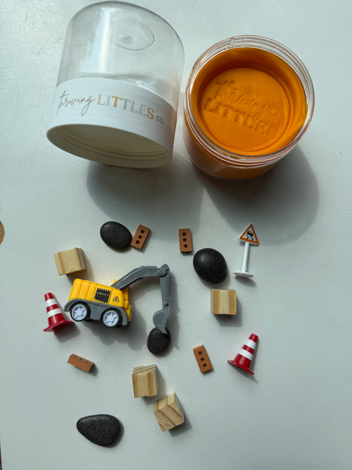 Little Builders Thrive & Play-Go Jar