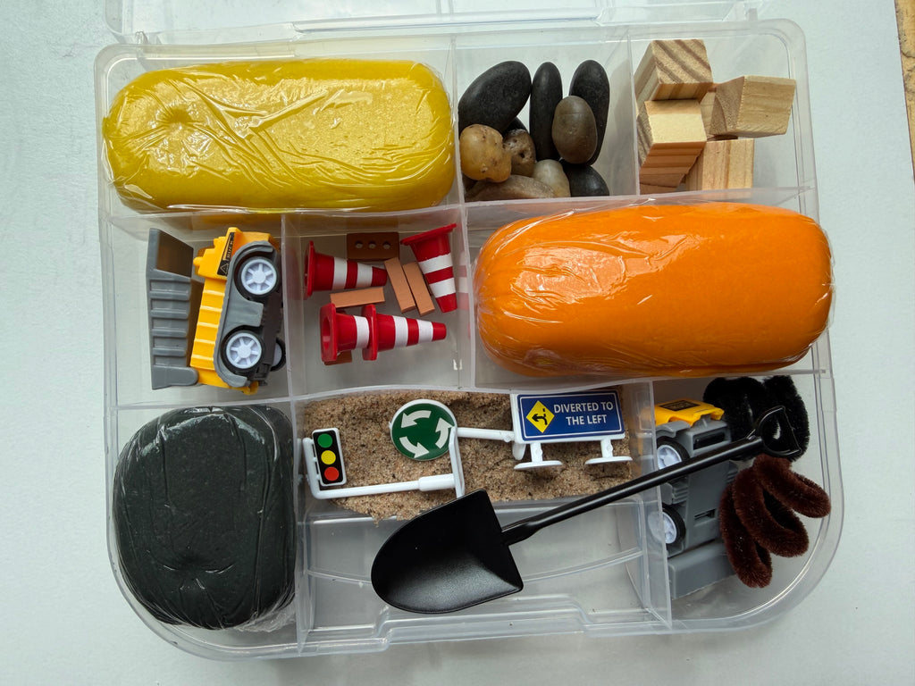 Little Builders Thrive & Play Kit